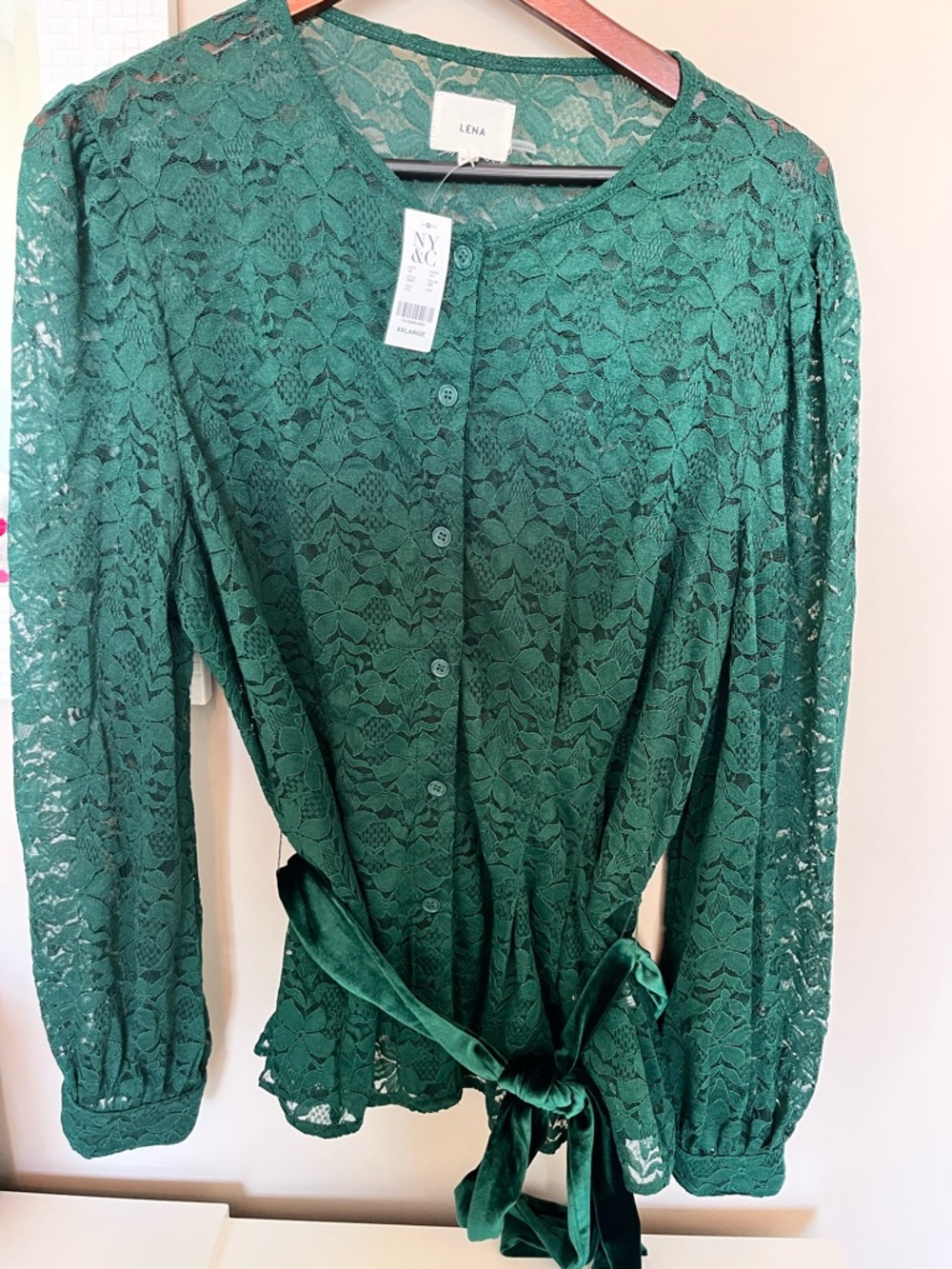 NWT emerald green lace top